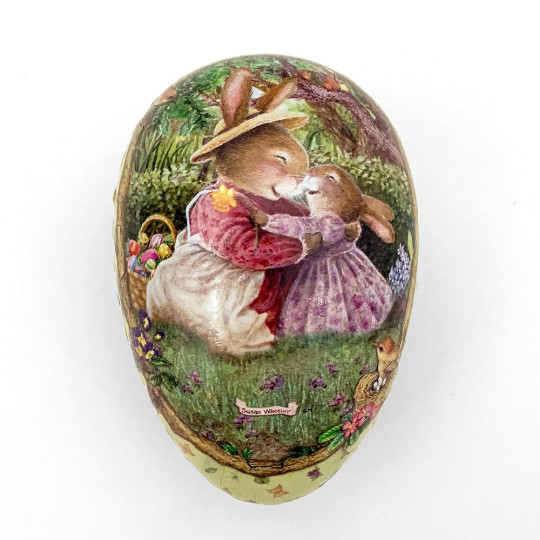 3-1/2" Light Yellow Holly Pond Hill Bunny Garden Easter Egg Container ~ Germany